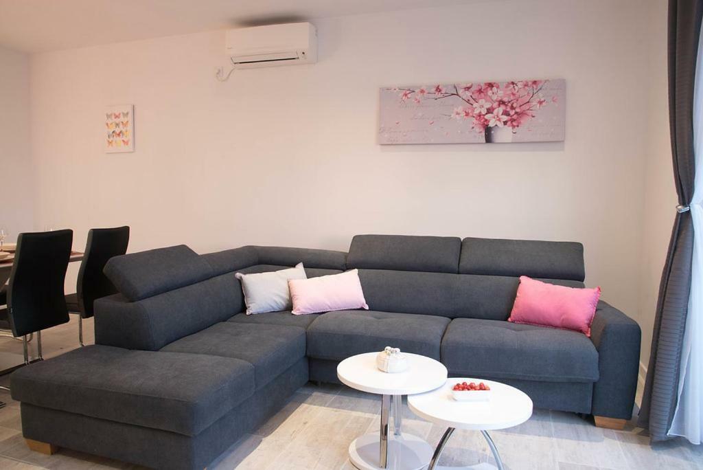 Apartment Eli - Sea View Mlini Exterior photo